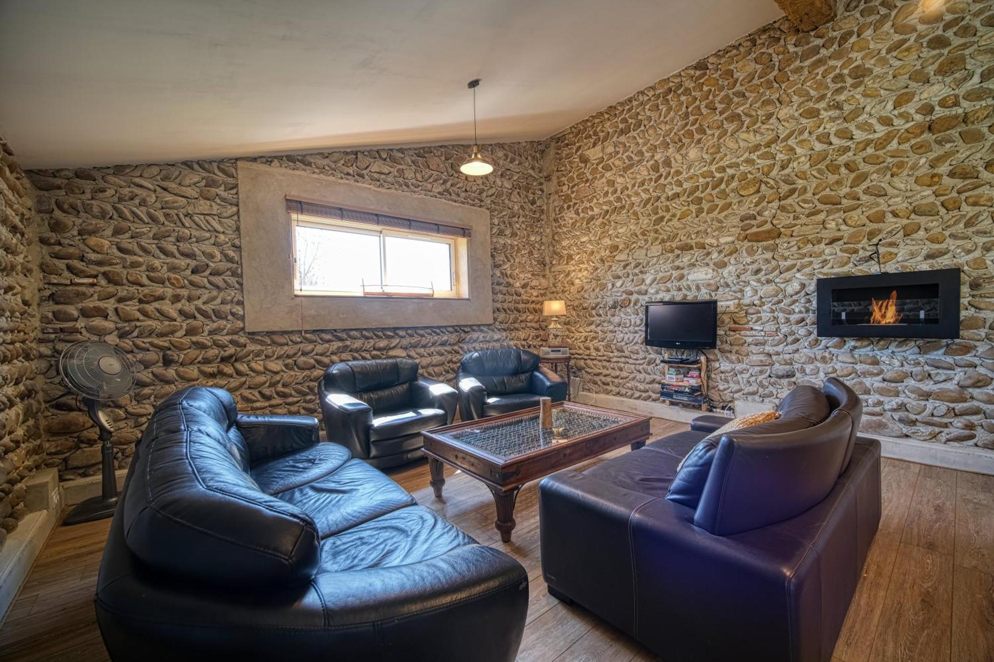 Maison Michonieres - Gite 3 Etoiles - 8 Personnes Miribel  Buitenkant foto